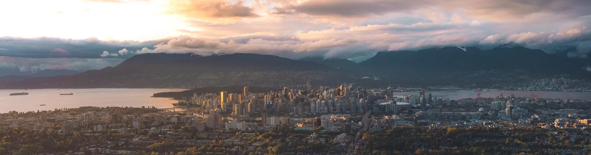 Vista destacada de ESTELAR COLUMBIA BRITÁNICA II 2026